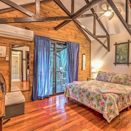 فيلا Casa Ylang In Black Sand Beach Puerto Viejo de Talamanca المظهر الخارجي الصورة