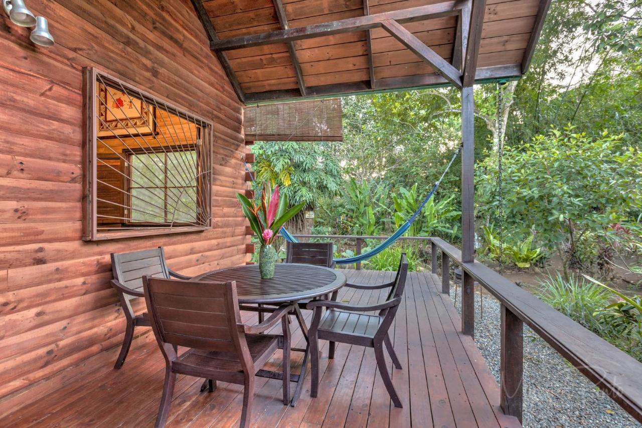 فيلا Casa Ylang In Black Sand Beach Puerto Viejo de Talamanca المظهر الخارجي الصورة
